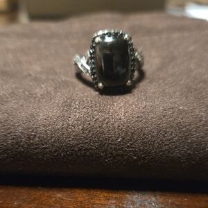 Elegant Black Stone Ring